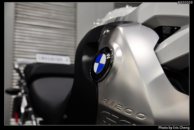 首台 BMW X6 40D 開箱