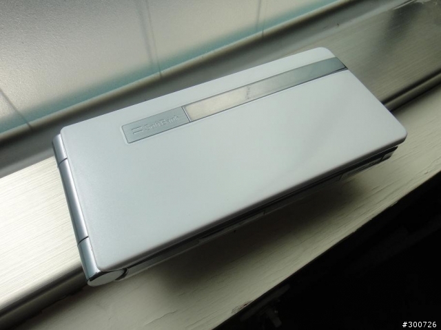 930sh白x銀色開箱文