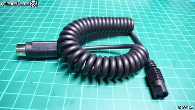 行動電力雙槍俠(電池先生 Ti-3450 And 三洋 KBC-D1)