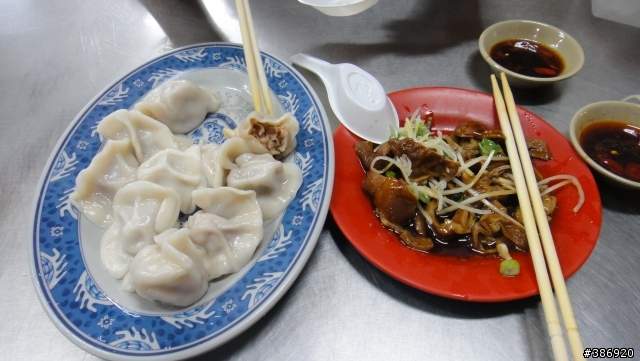 【景點】【向上路與中美街】向上市場美食!