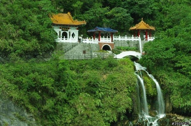 我在花蓮 天空藍