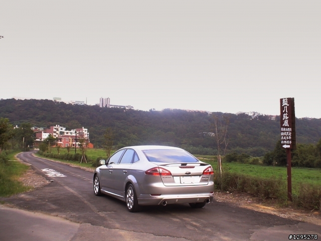 (Mondeo MK4 TDCi cFRP碳纖維內裝飾板上身) 深夜加油站遇見蘇格拉底