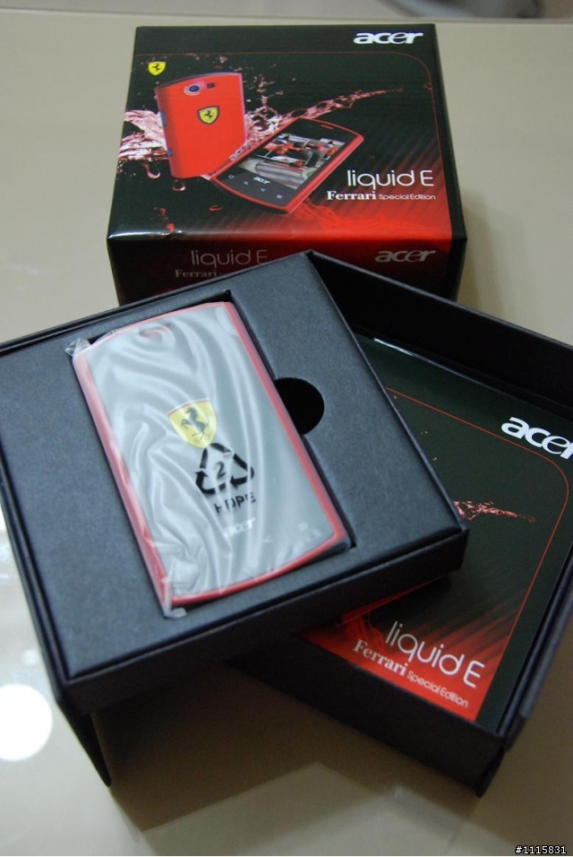 女生可以配帥手機嗎? ACER Liquid E Ferrari 開箱