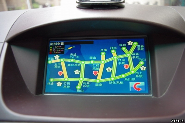 【車機分享】飛來訊車內電視LT101 會報路況、播數位行動電視的兔子