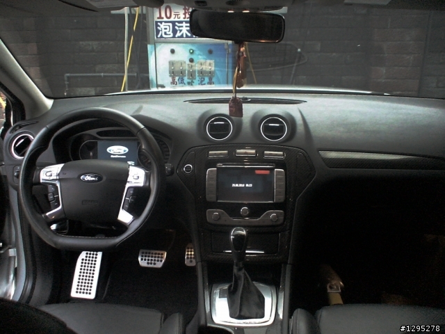 (Mondeo MK4 TDCi cFRP碳纖維內裝飾板上身) 深夜加油站遇見蘇格拉底