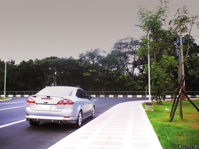 (Mondeo MK4 TDCi cFRP碳纖維內裝飾板上身) 深夜加油站遇見蘇格拉底