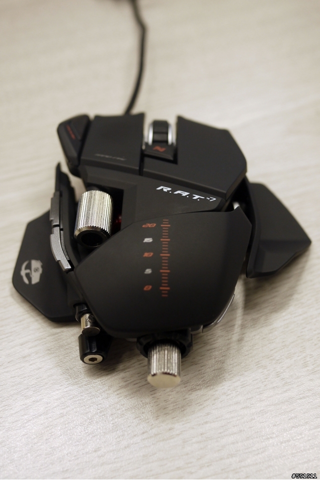 再分享剛入手的R.A.T. 7