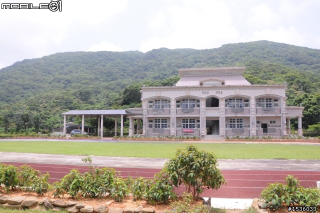 乘著Luxgen去旅行,目前介紹到高雄鳥松鄉圓照寺(待續)