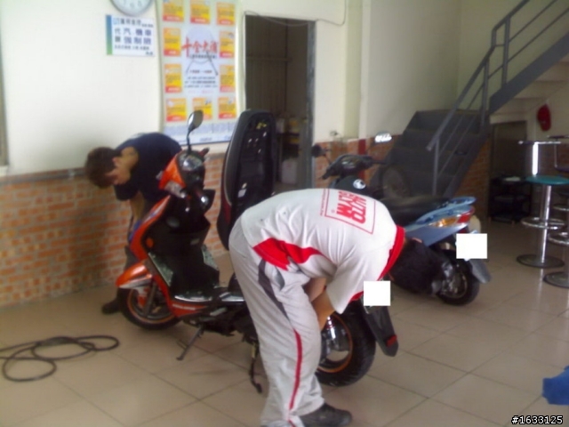 【開箱】Racing 150 KCC特仕版 黑戀橘(多圖)