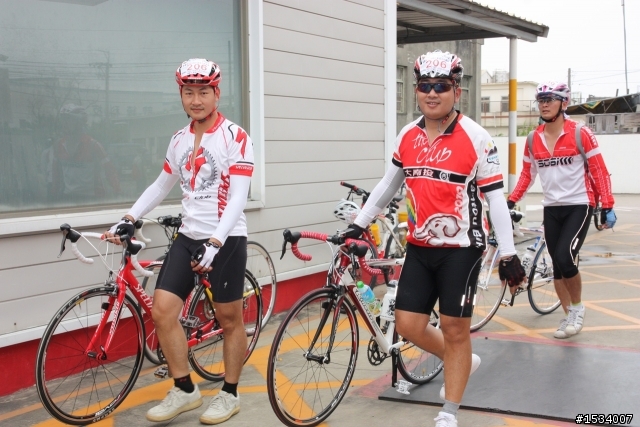 環台中100k終點前檢錄站之凱西亂亂拍(圖多)