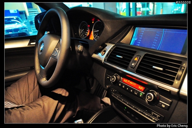 首台 BMW X6 40D 開箱