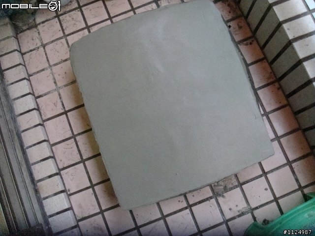 壁癌整治-矽酸質滲透結晶填補裂縫能力實驗(孔洞泡水22個月,5mm裂縫泡水19個月)