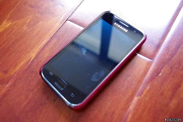 Samsung i9000洞洞裝分析~原廠山寨比一比