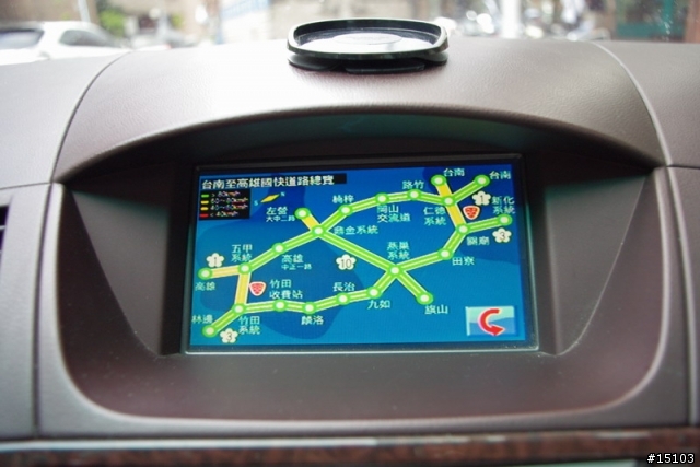【車機分享】飛來訊車內電視LT101 會報路況、播數位行動電視的兔子