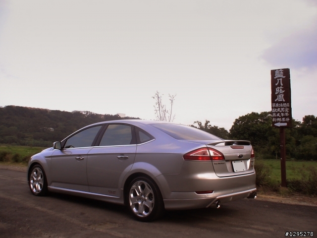 (Mondeo MK4 TDCi cFRP碳纖維內裝飾板上身) 深夜加油站遇見蘇格拉底