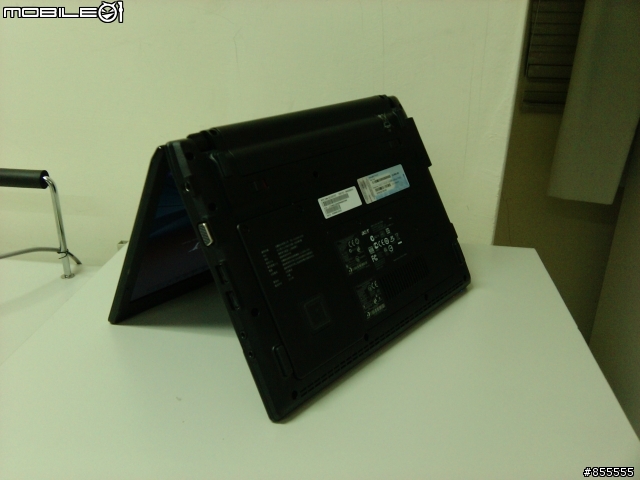 開箱~~11.6 吋 i5-540UM Acer TM8172T