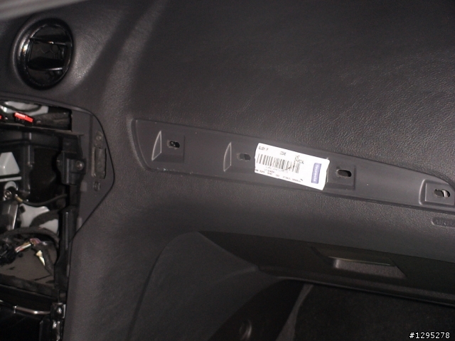 (Mondeo MK4 TDCi cFRP碳纖維內裝飾板上身) 深夜加油站遇見蘇格拉底