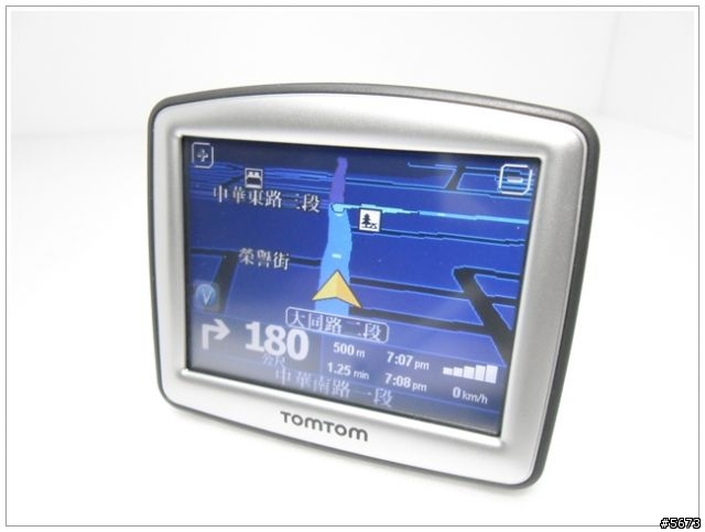 走到哪貼到哪的"TOMTOM One Traffic"