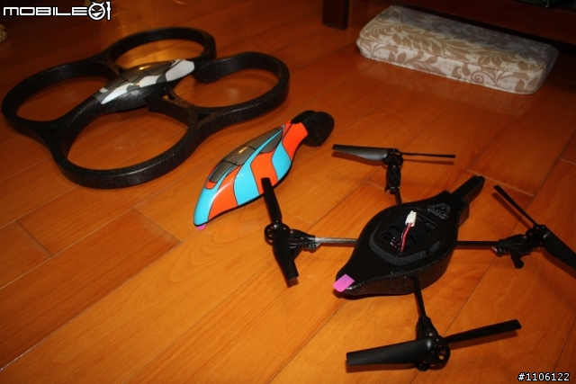 開箱文~AR.drone 法國空運來台,全台唯一,四軸飛行器