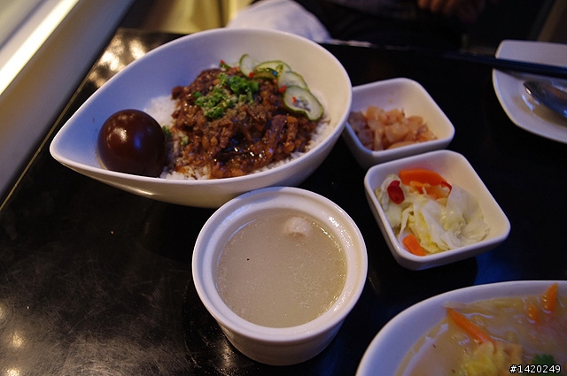 北京的新台式菜色~脈絡新台式概念餐廳SOHO店