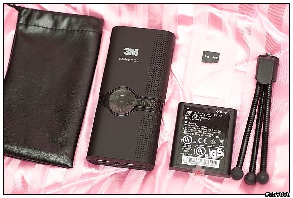 3M MPro150微型投影機-我的隨身數位生活