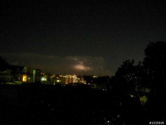 8月24日(中元節)晚上的星空異象,請問有達人可以為我解惑一下嗎?
