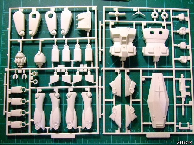 這才是初鋼 1/144 RX-78