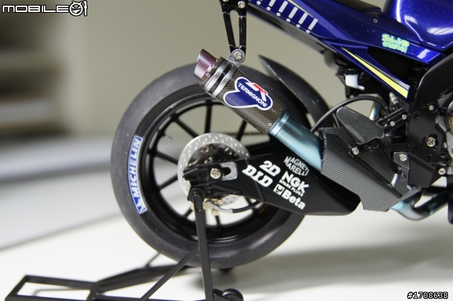 【作品分享】1/12 YAMAHA YZR-M1 '05