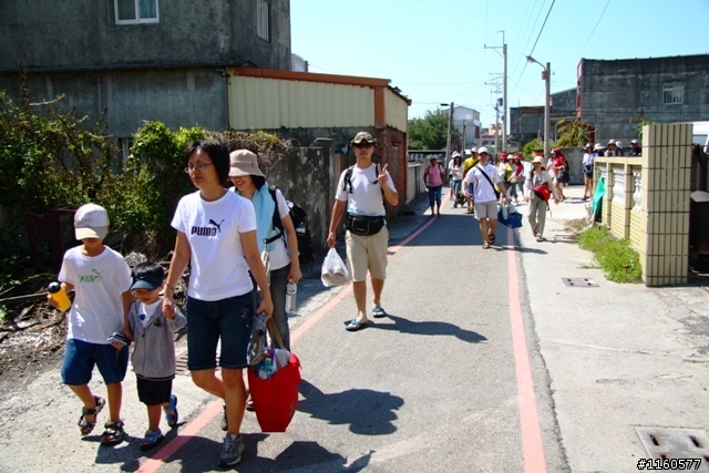 屏東肉腳團彰化王功-採蚵、抓螃蟹、生態之旅(第一天)