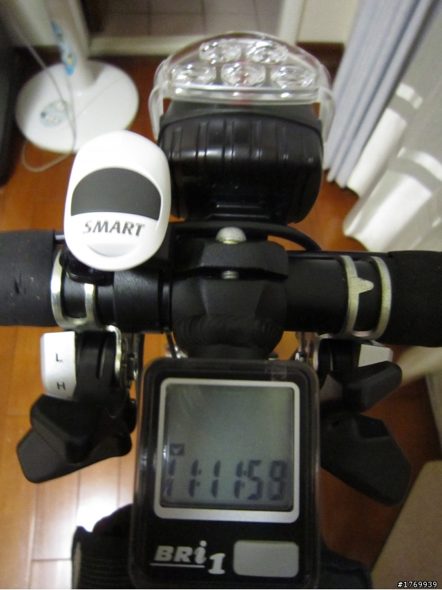 AKSLEN HL-120新燈之忘記要發開箱文的不專業開箱文