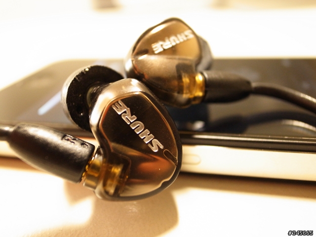 iPhone4 發售的隔天,Shure SE535也來到我家