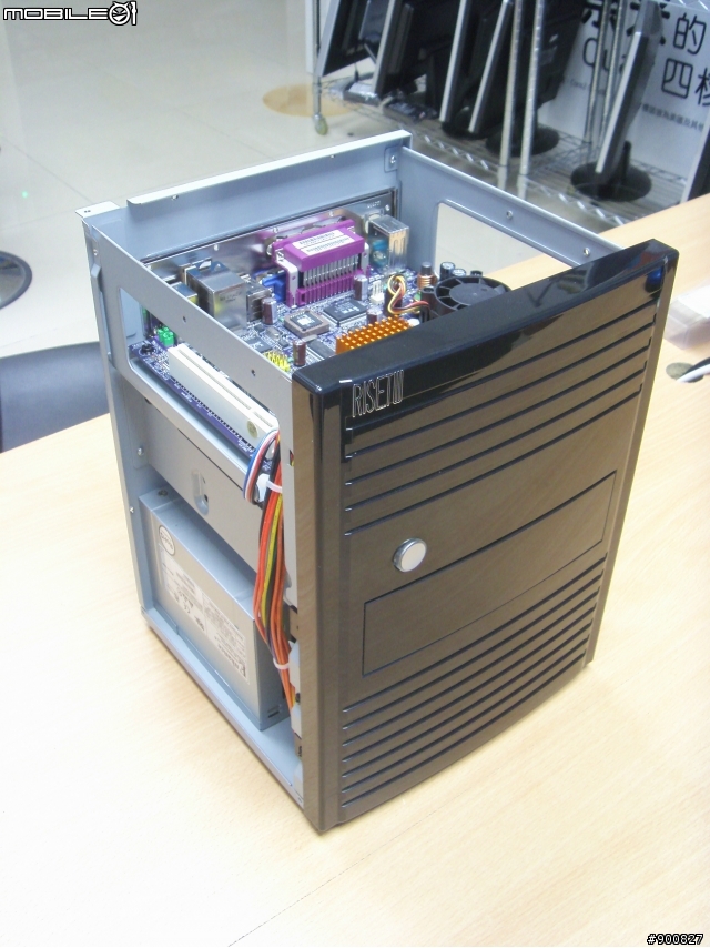 ZS RD 動物機 升級 4bay NAS