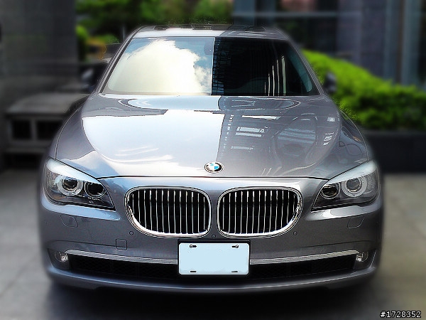 740i F01 開箱圖 續....車子終於回來了