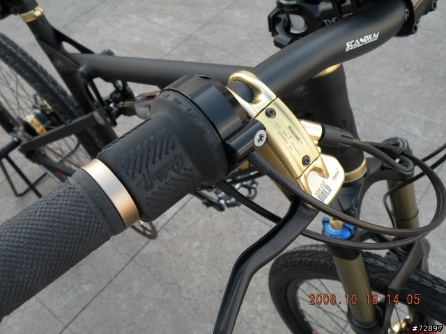 我的 NICOLAI Helius CC Travel 可折疊登山車