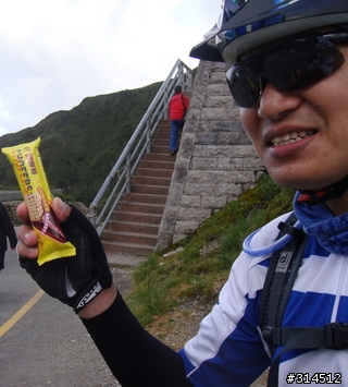 2010-7-16武嶺(標高3275公尺)台灣公路最高點單車聖地