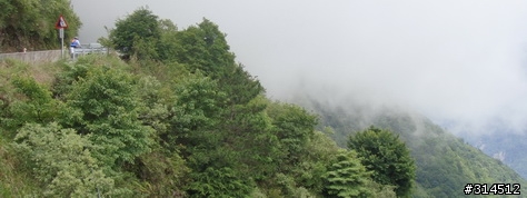 2010-7-16武嶺(標高3275公尺)台灣公路最高點單車聖地