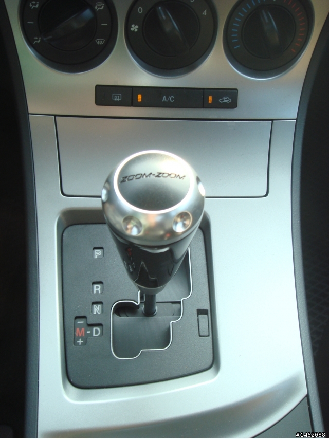 新Mazda 3開箱