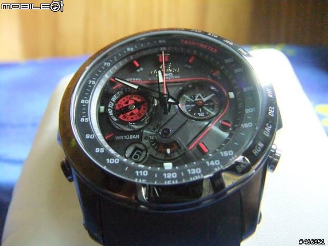 我人生中的第一支 CASIO..... EQW-M1001C 開箱啦!!