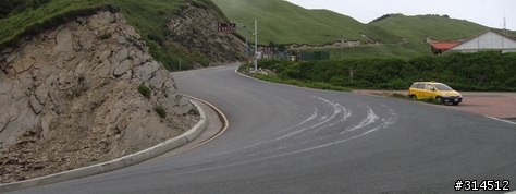 2010-7-16武嶺(標高3275公尺)台灣公路最高點單車聖地