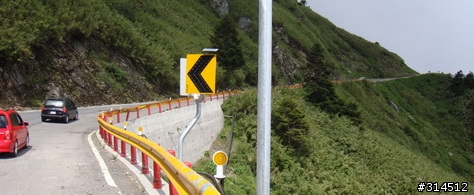 2010-7-16武嶺(標高3275公尺)台灣公路最高點單車聖地
