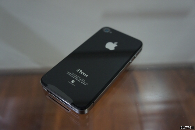 『開箱』Apple iPHONE4 台灣版