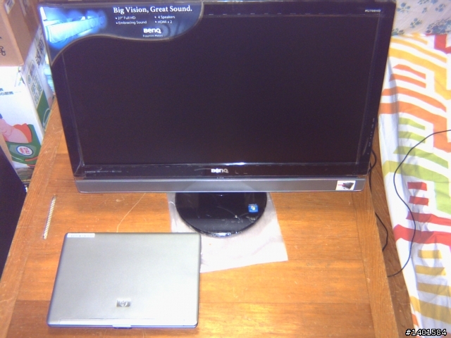 BENQ M2700HD 開箱文-圖片空間隨時會掛