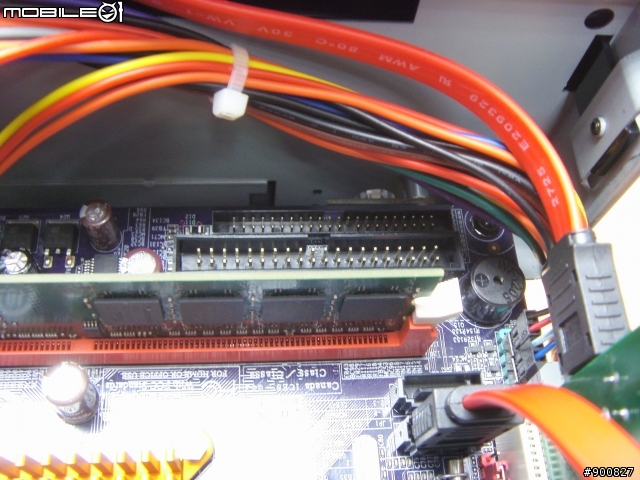 ZS RD 動物機 升級 4bay NAS
