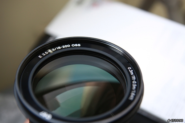 E 18-200mm F3.5-6.3 oss 純開箱