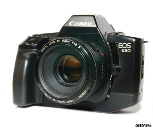 CANON DSLR 性能演進與簡史