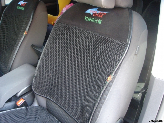 實用安全的家庭用車touran新手開箱(多指教)