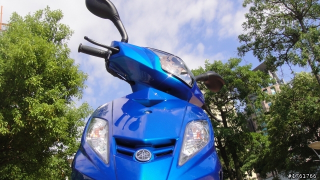 「開箱」With YAMAHA 藍白GTR aero, 整個城市就是我的賽車場!