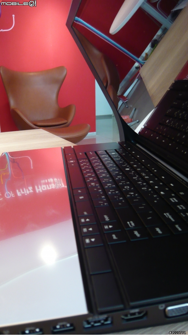 精品開箱--Asus NX90