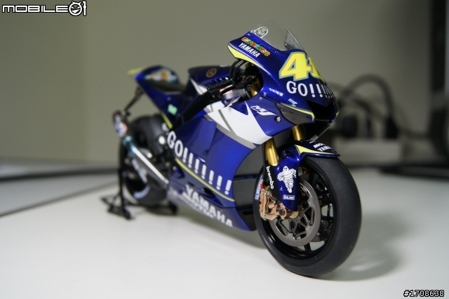 【作品分享】1/12 YAMAHA YZR-M1 '05