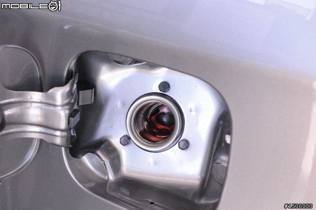 以98無鉛汽油實測定速90公里Luxgen SUV 4WD車型油耗